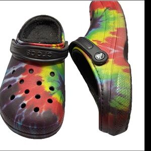 Crocs Tie Dye Clogs Colorful Dual Comfort Black Fleece Lined Men's 8, Womens 10